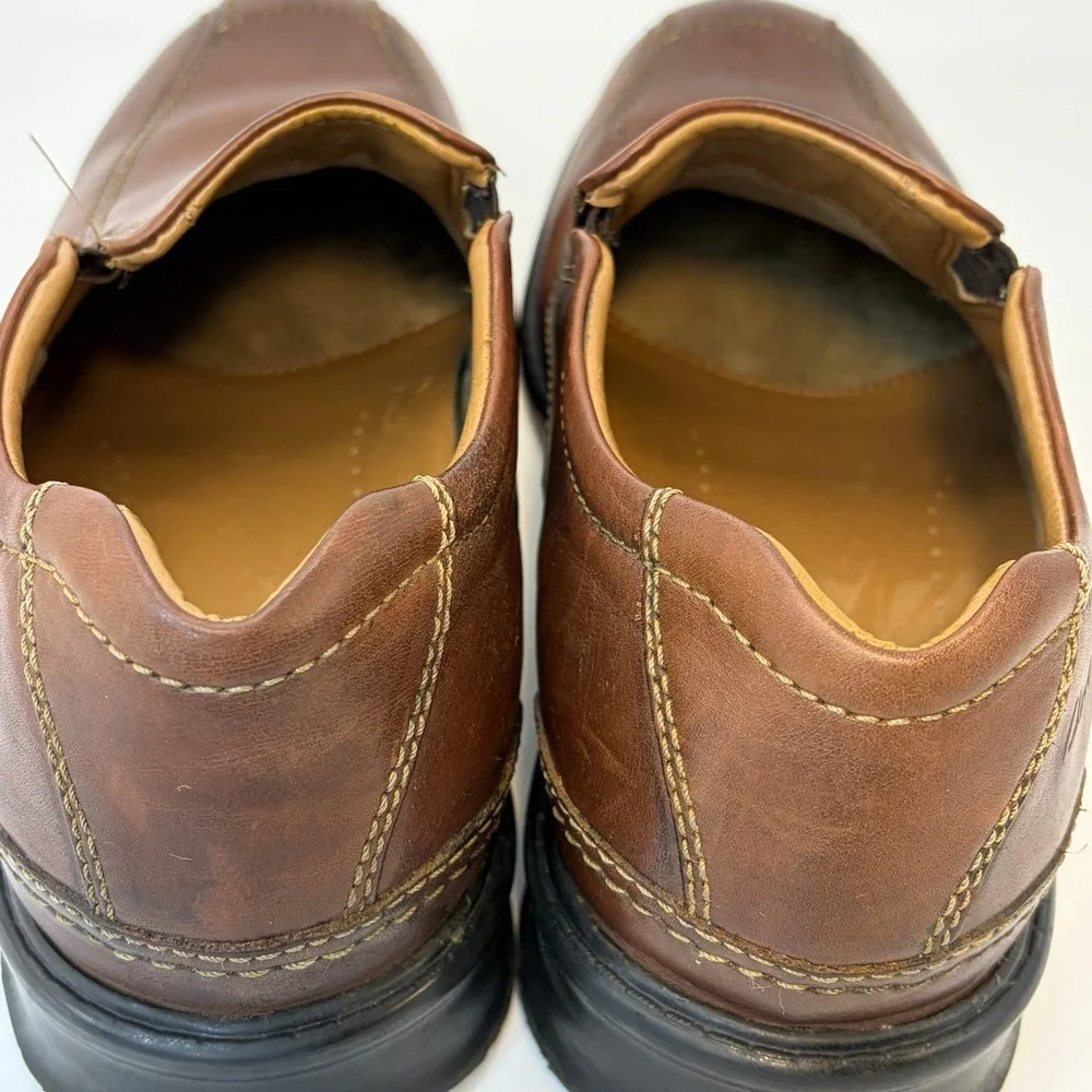 Clarks Mens Brown Leather Slip On Loafers/Casual/Career/Shoes/26068035